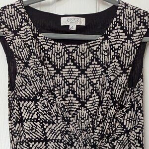 Kasper Mid-length, fully lined, cap sleeves dress, Size 4